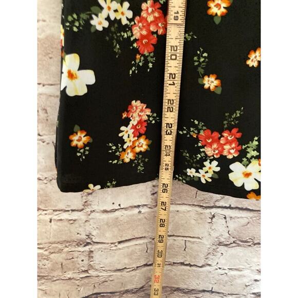 Cici Bird Shirt Womens Large Black Floral V Neck Short Sleeve Flowy Button Front - Picture 10 of 14